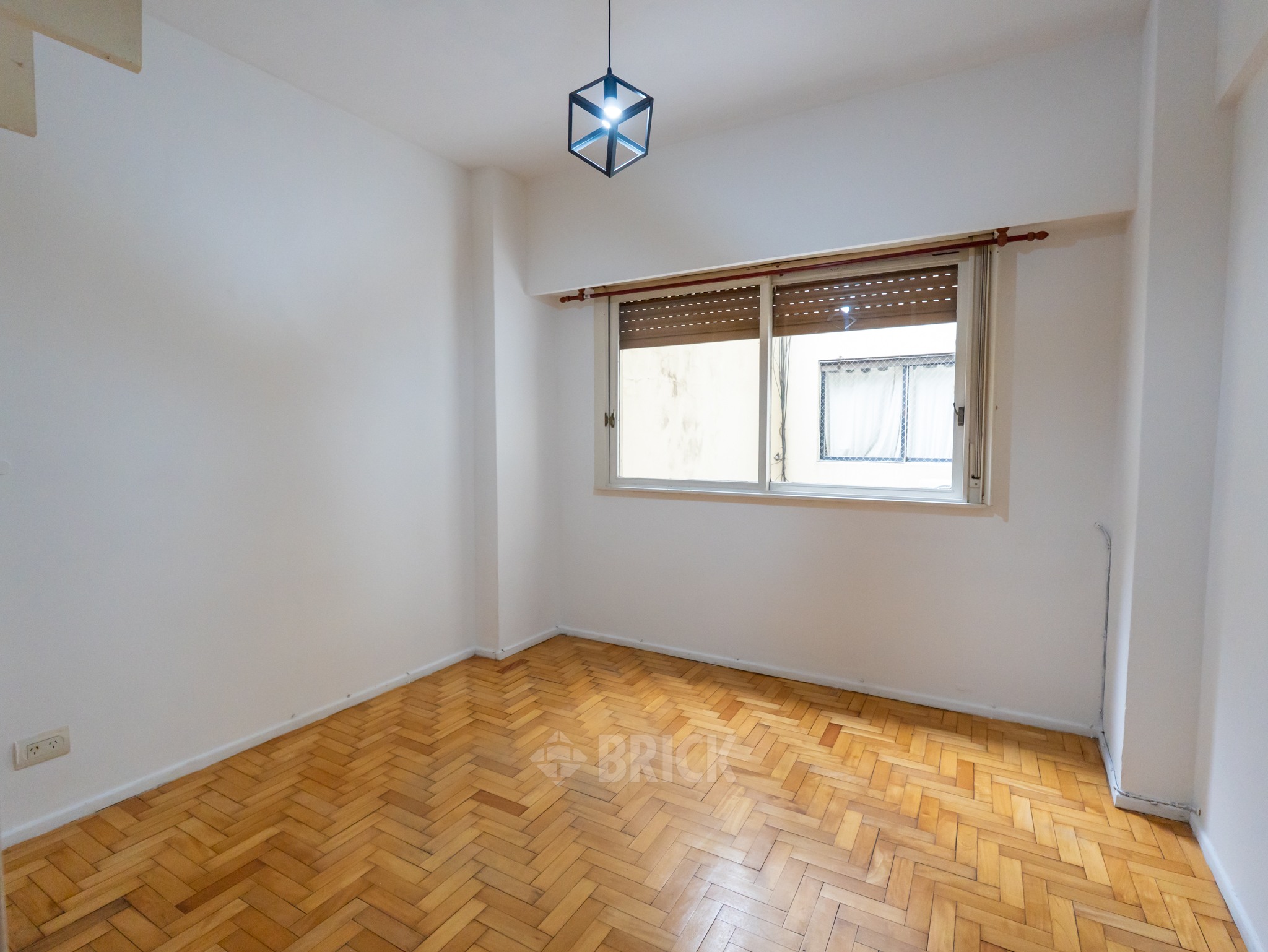 RIVADAVIA, AV. al 6100 Piso 2 7