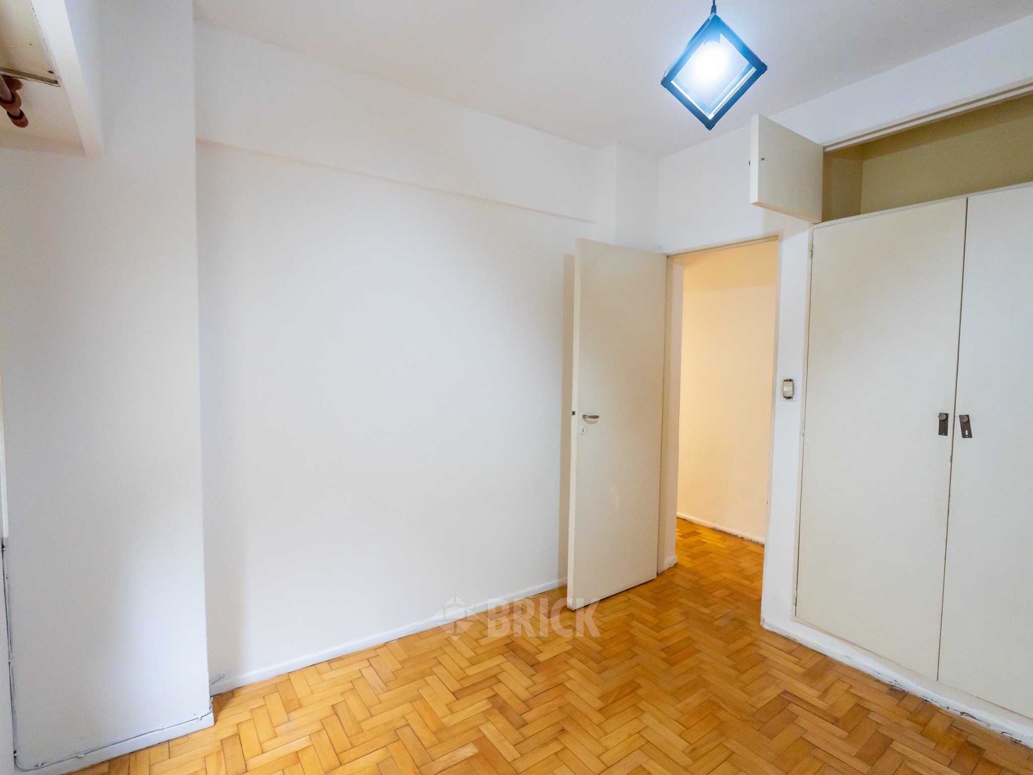 RIVADAVIA, AV. al 6100 Piso 2 8