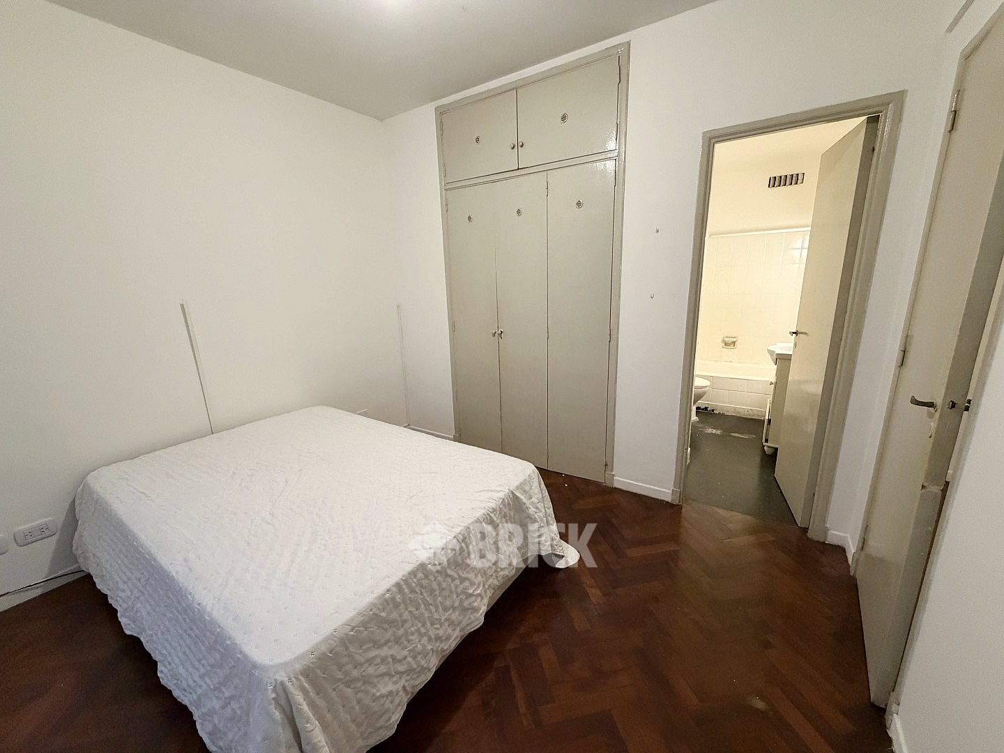 VIAMONTE al 1400 Piso 5 7