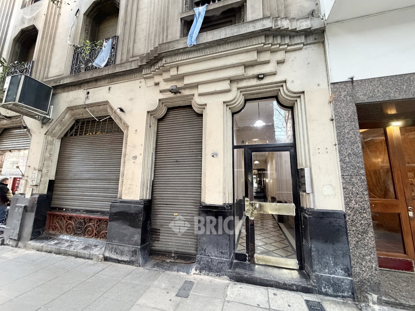 SARMIENTO al 2000 Piso 4 23