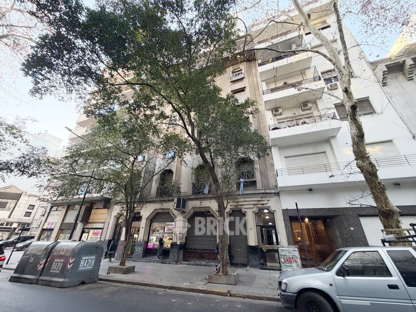 SARMIENTO al 2000 Piso 4 24