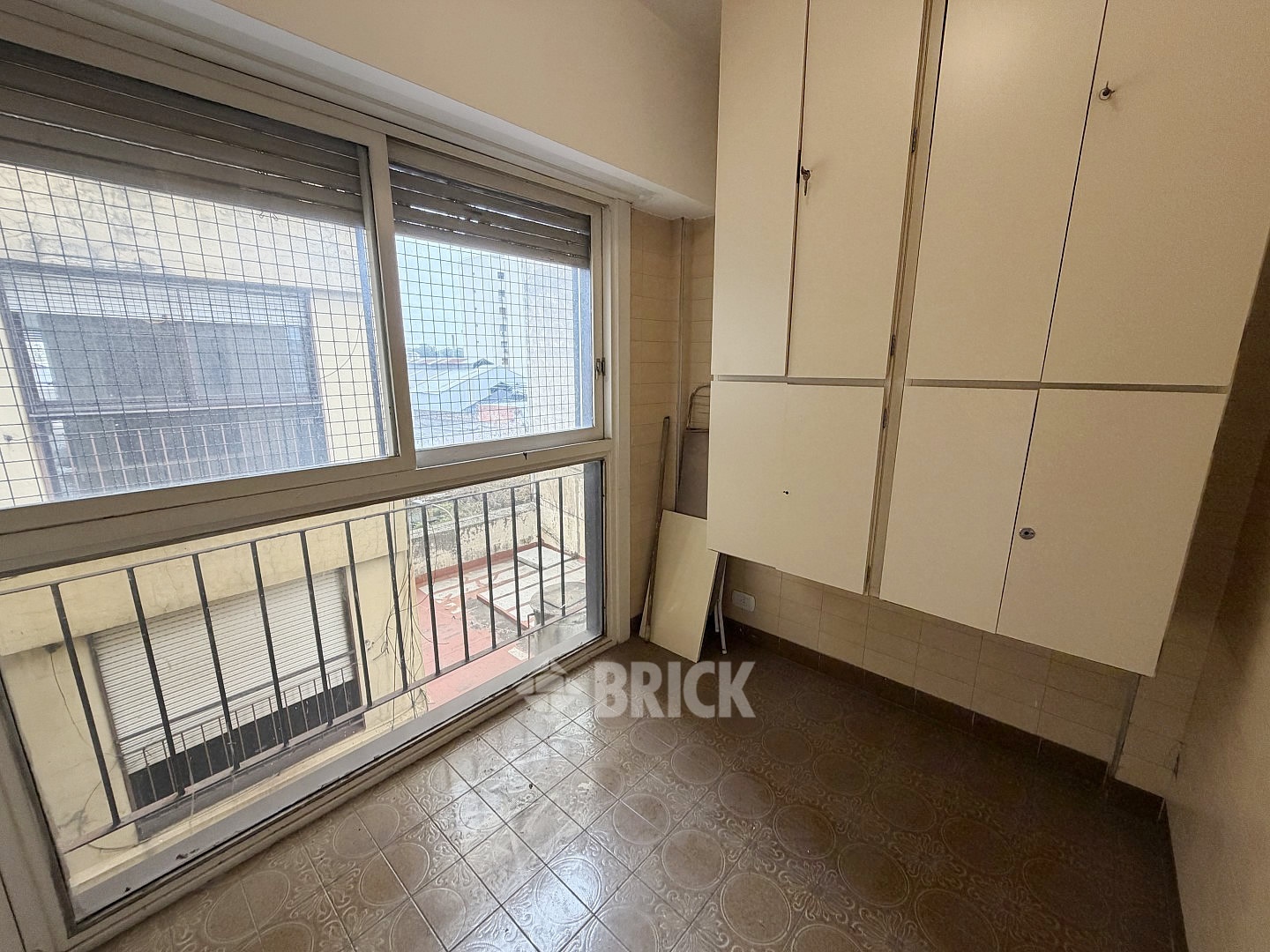 MONTES DE OCA, AV. al 1100 Piso 5 31