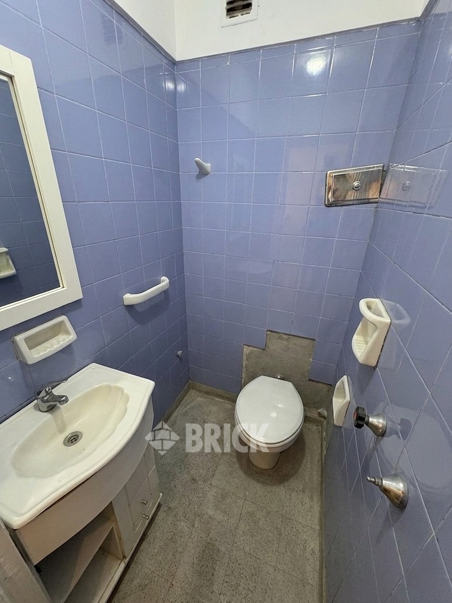 MONTES DE OCA, AV. al 1100 Piso 5 33