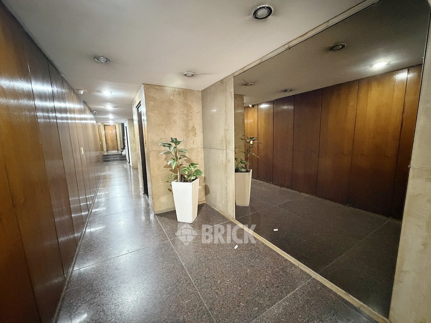 MONTES DE OCA, AV. al 1100 Piso 5 37