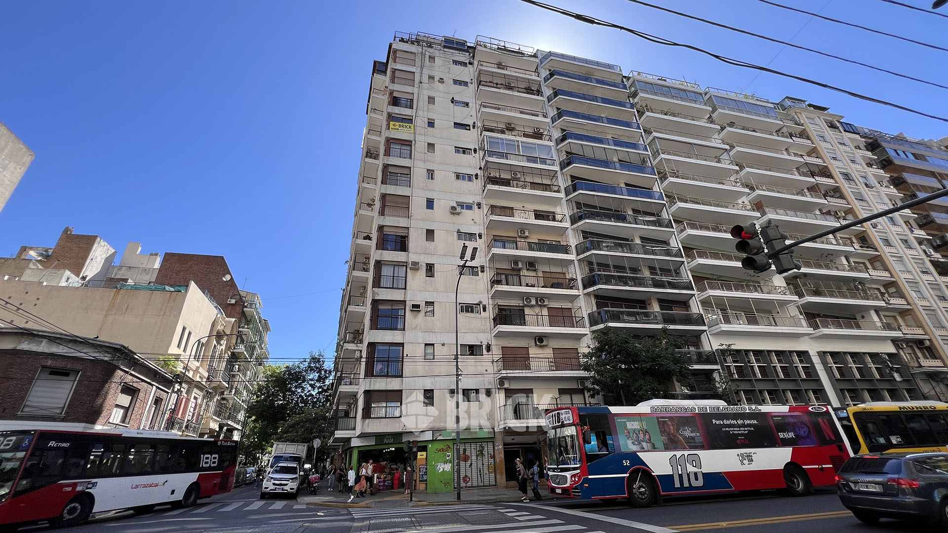 PUEYRREDON, AV. al 900 Piso 9 25
