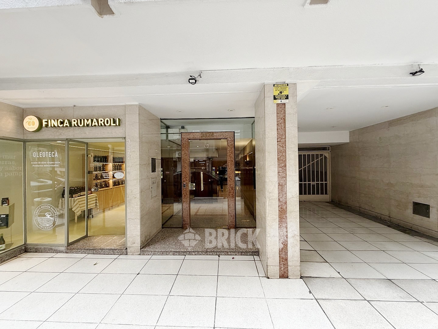 SEGUI, JUAN F. al 3500 Piso 8 22