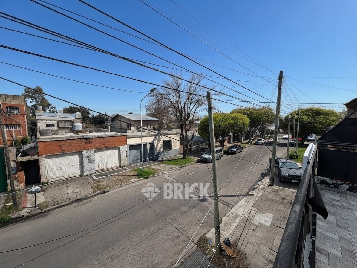 TUCUMAN al 2700 Piso 1 12