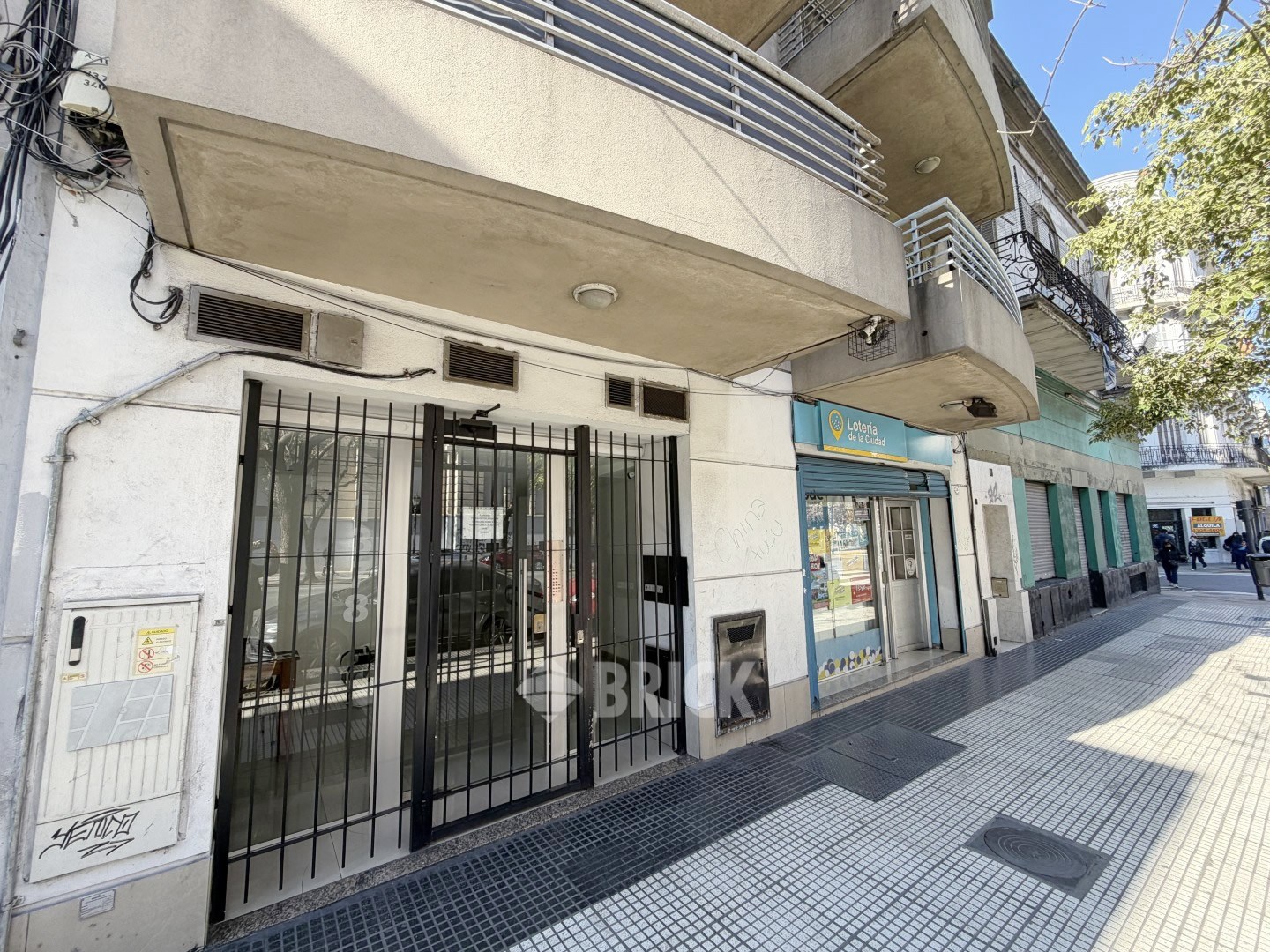 ENTRE RIOS, AV. al 1300 Piso 6 20