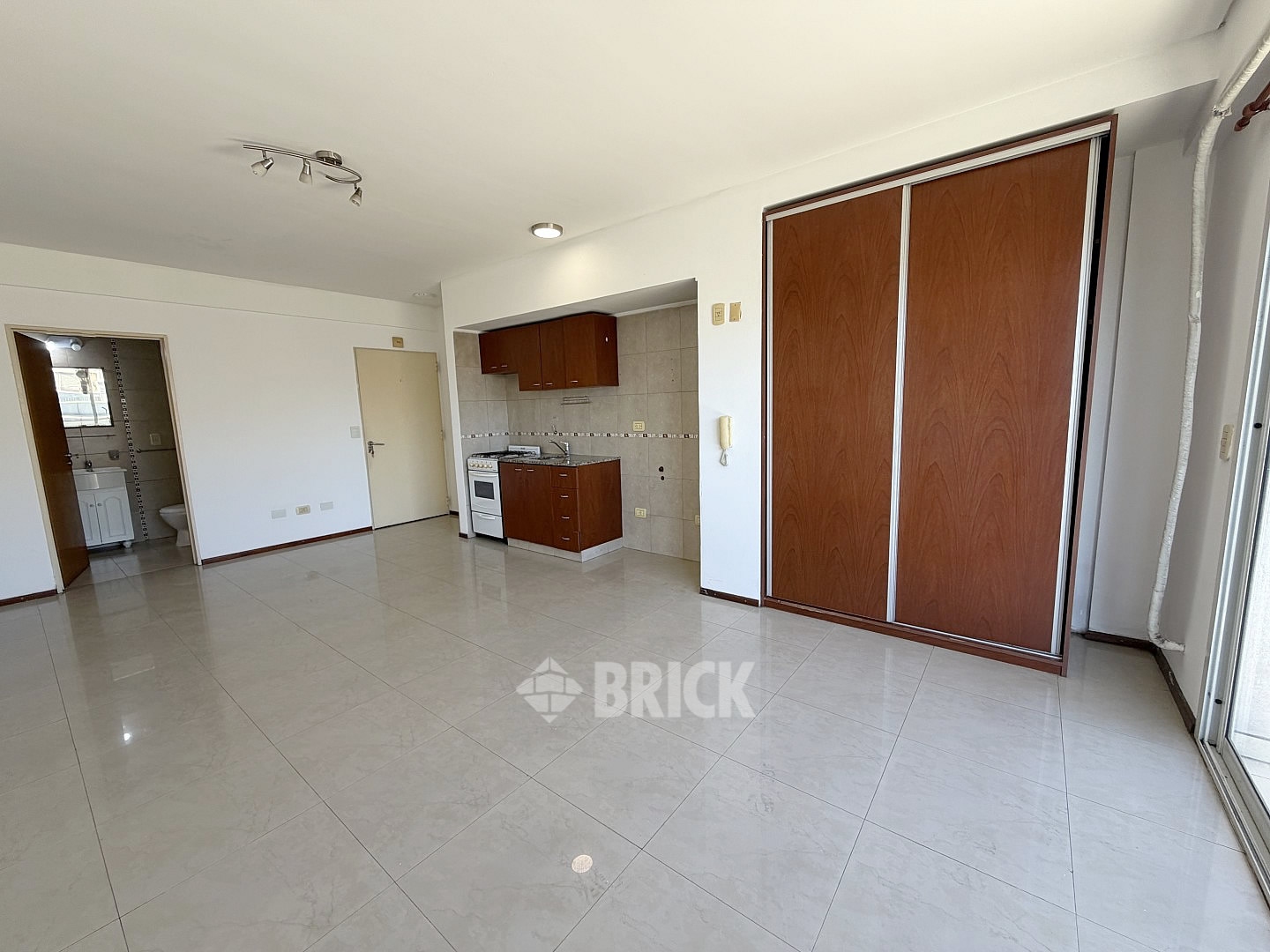 ENTRE RIOS, AV. al 1300 Piso 6 6