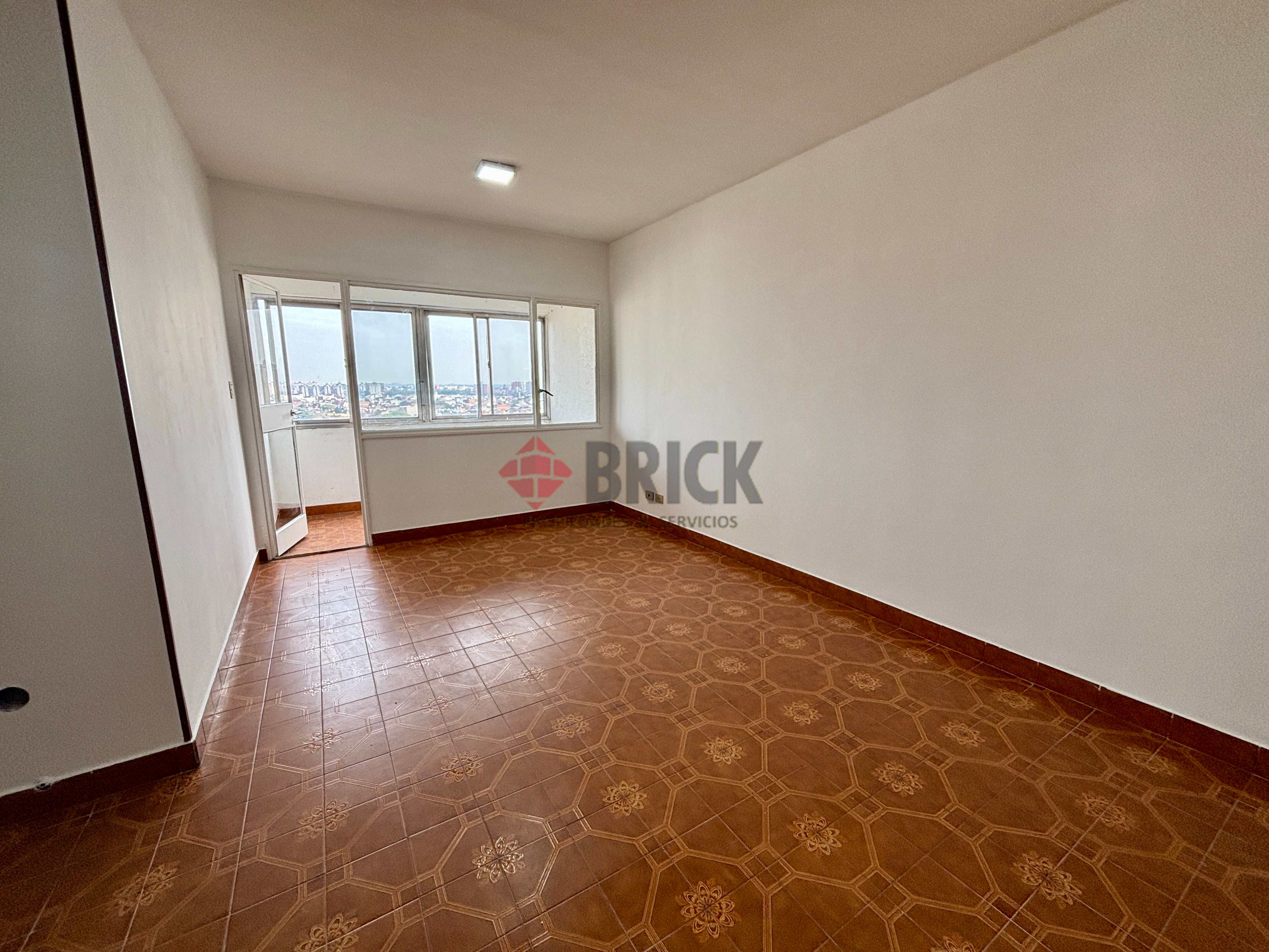 GENERAL PINTOS al 2900 Piso 14 1