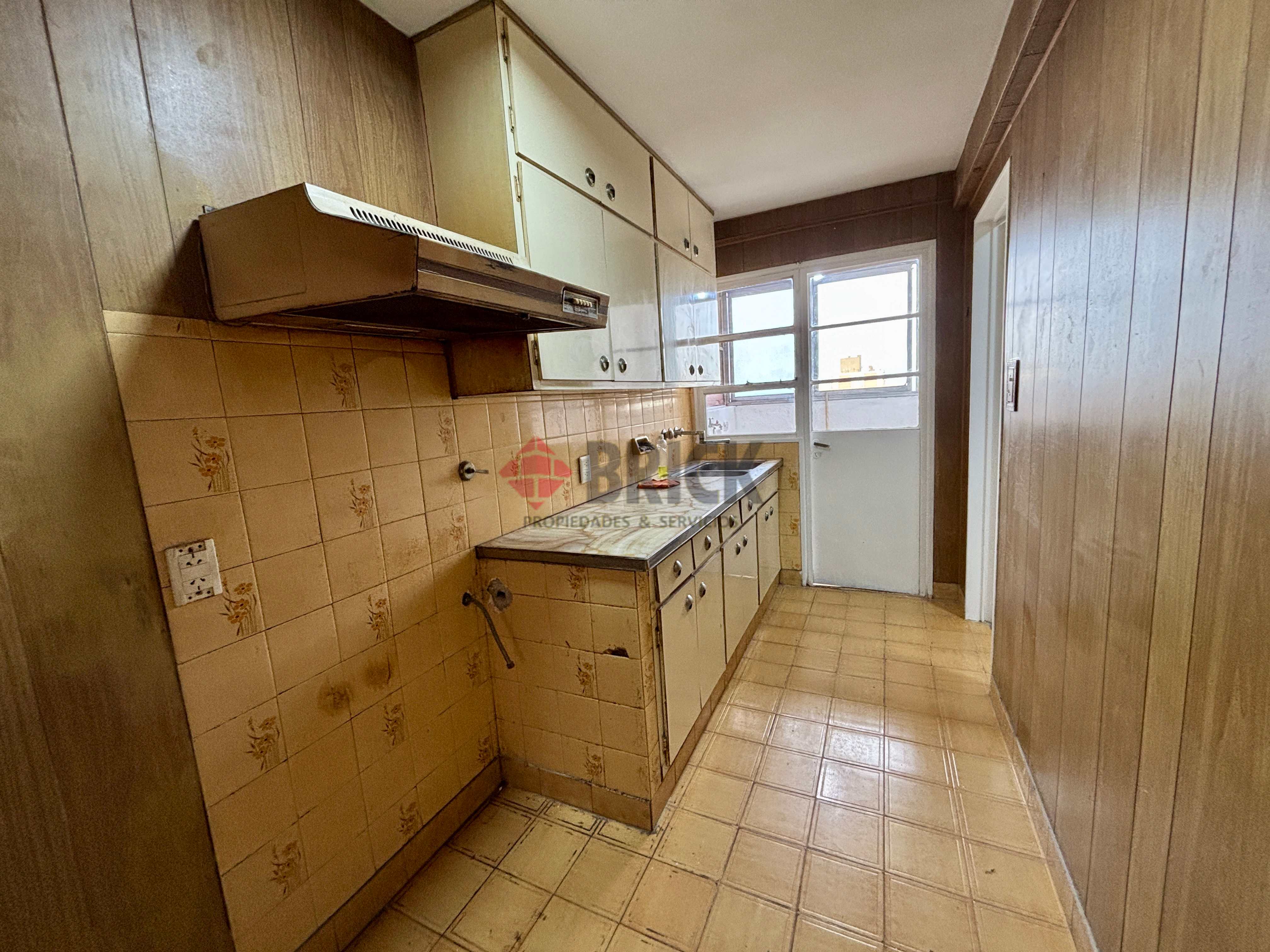 GENERAL PINTOS al 2900 Piso 14 7