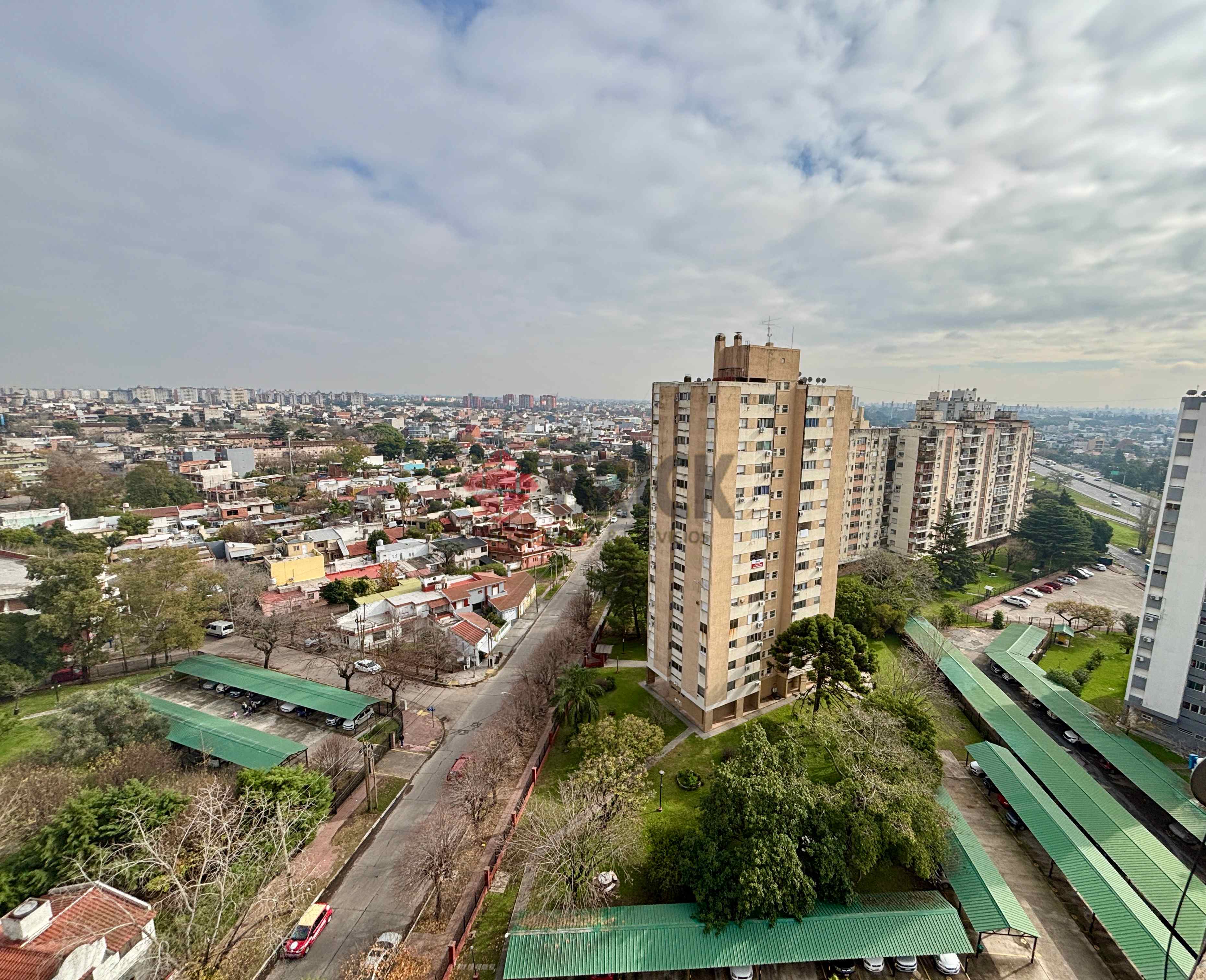 GENERAL PINTOS al 2900 Piso 14 25
