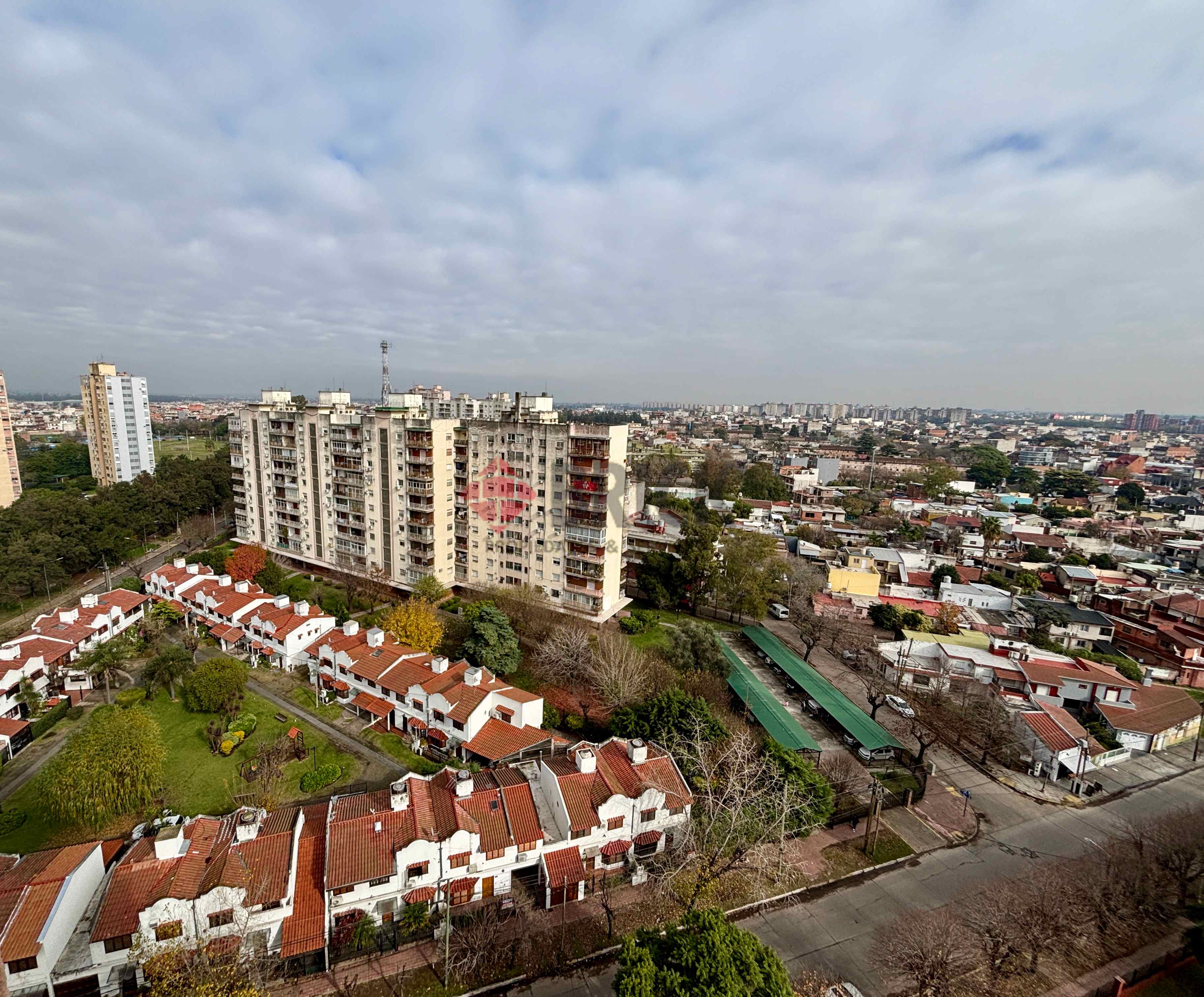 GENERAL PINTOS al 2900 Piso 14 41