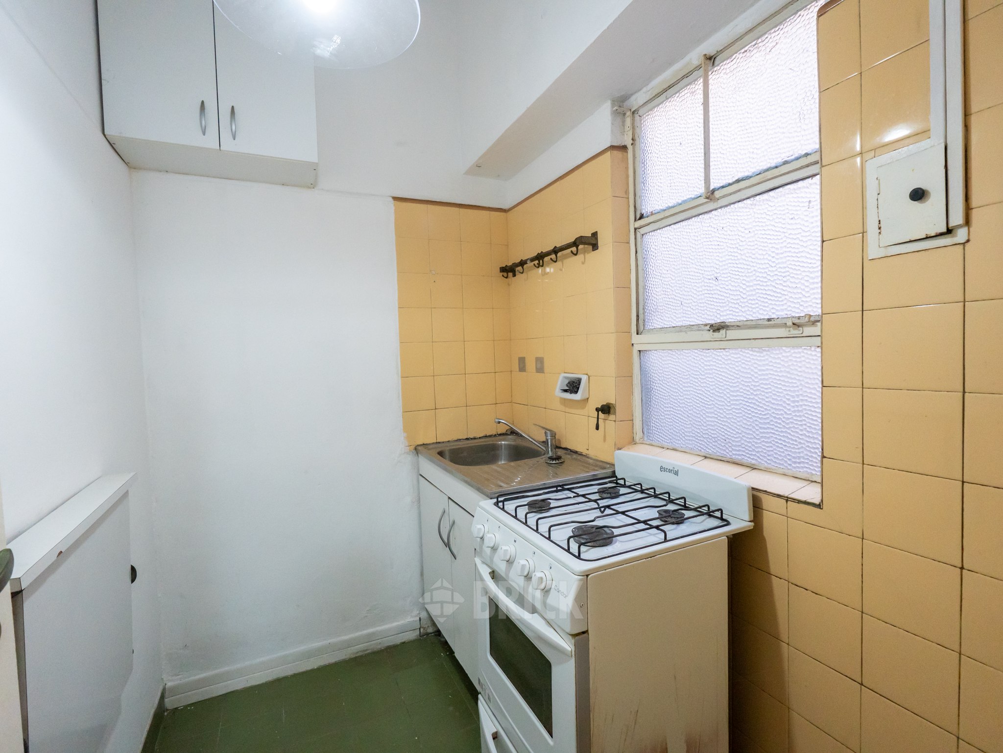 RIVADAVIA, AV. al 2500 Piso 8 4