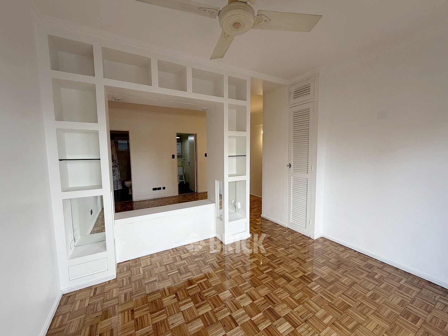 CHENAUT, AV. al 1700 Piso 8 10