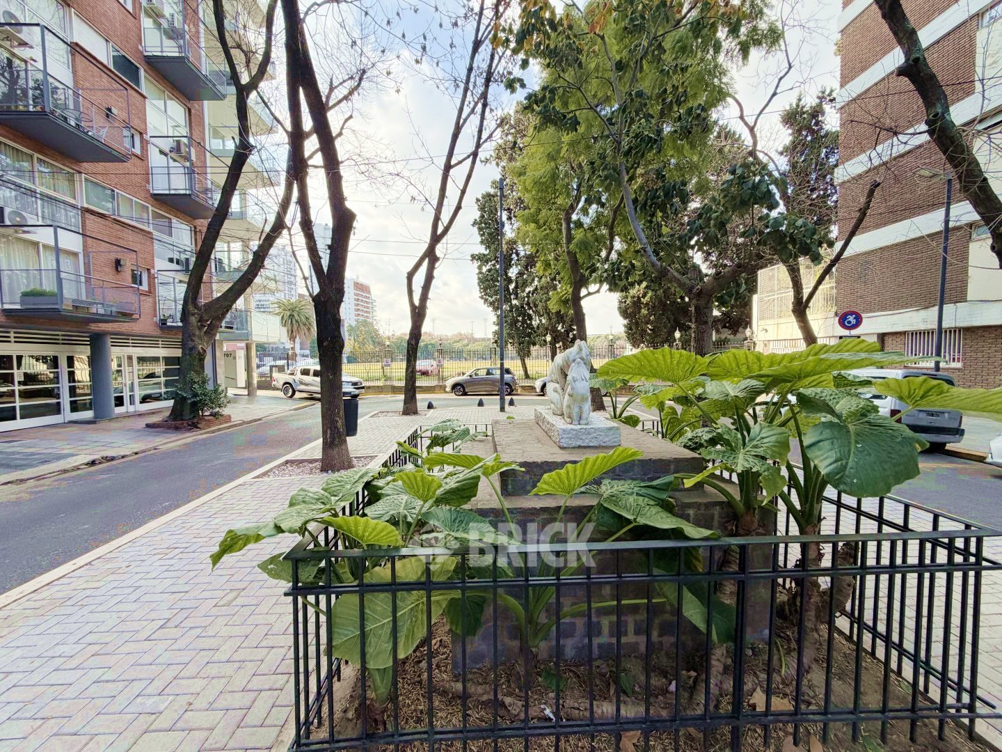 CHENAUT, AV. al 1700 Piso 8 30