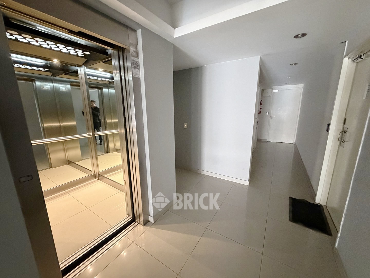 GARCIA, TEODORO al 2800 Piso 1 43