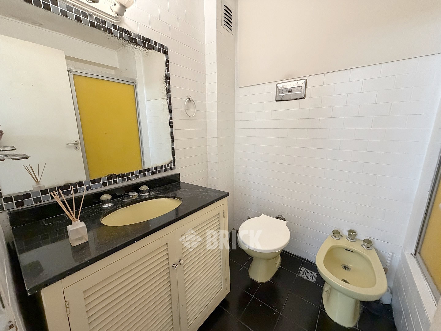 CHARCAS al 3100 Piso 8 13