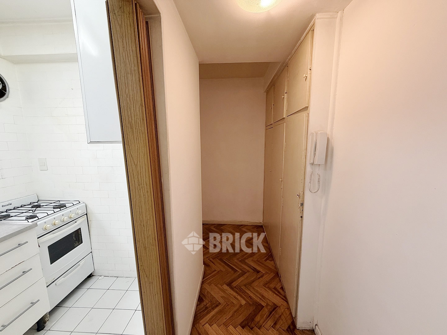 CHARCAS al 3100 Piso 8 20