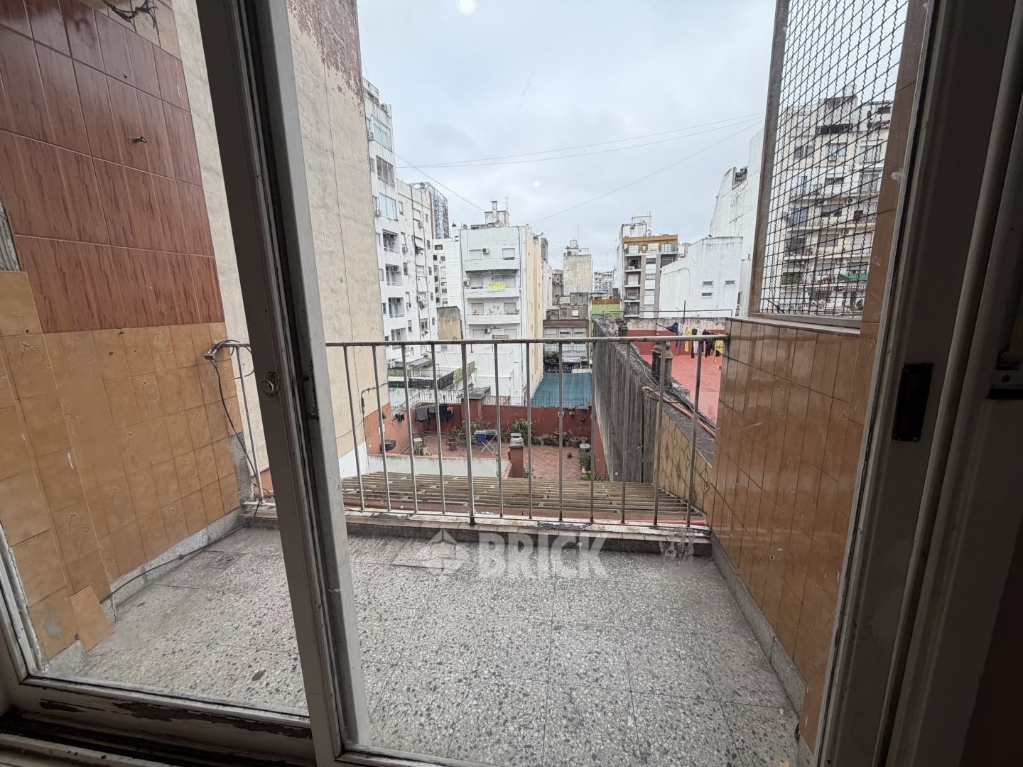 TUCUMAN al 2200 Piso 5 3
