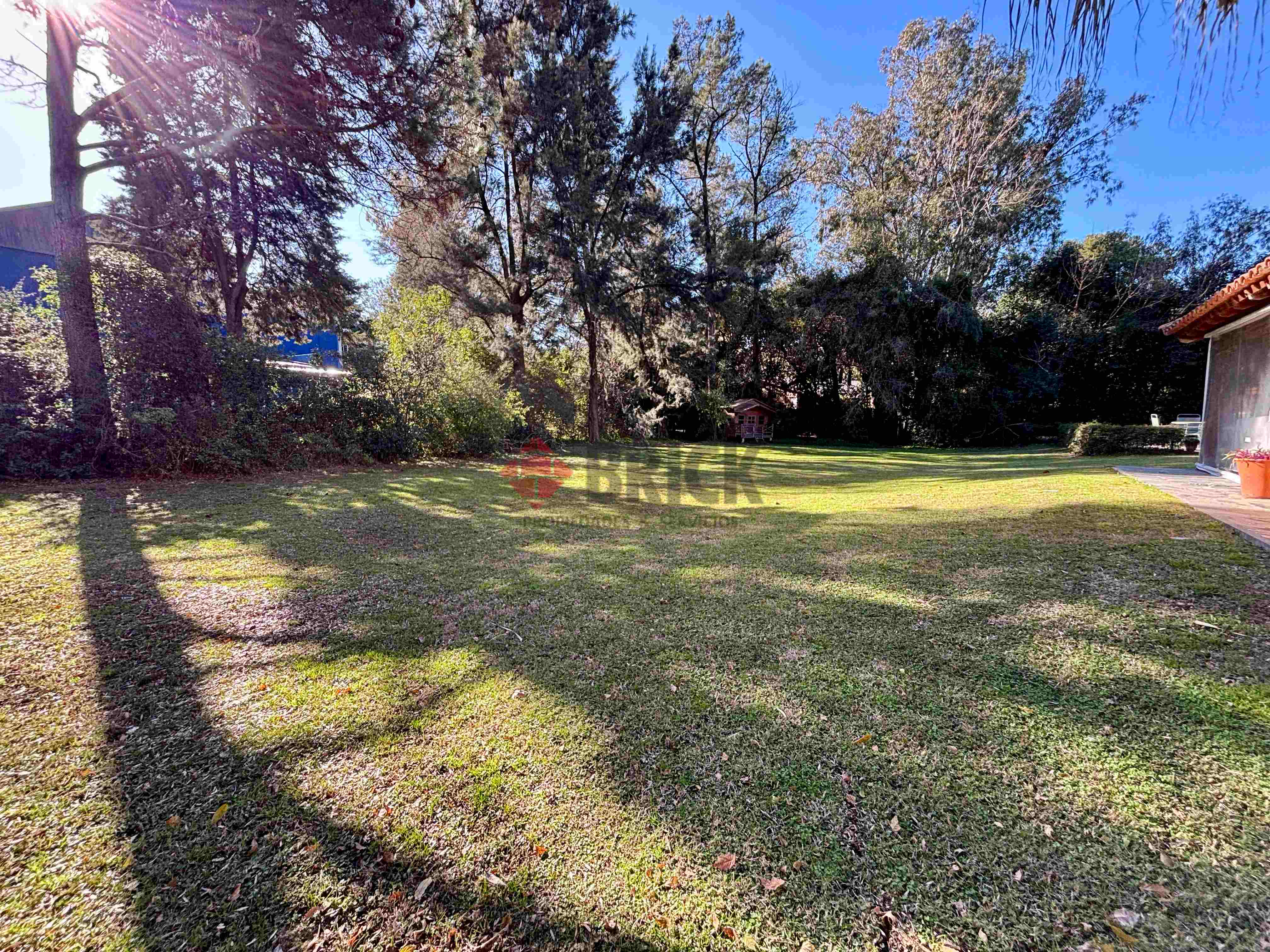 GOLFERS COUNTRY CLUB 9