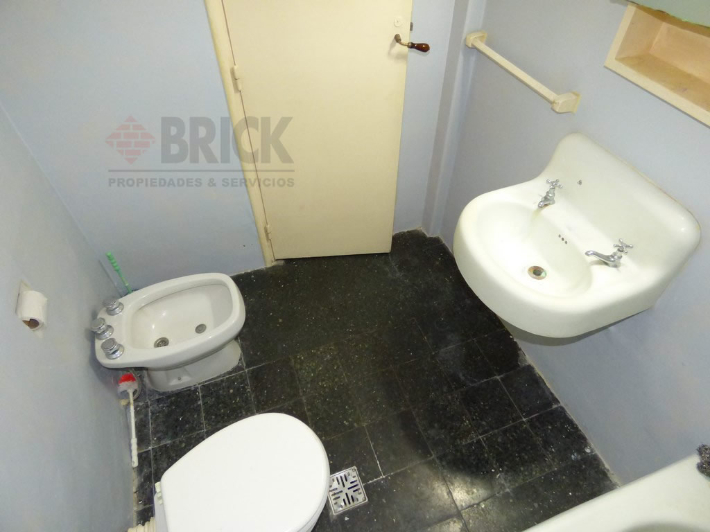 LAPRIDA al 1500 Piso 2 11
