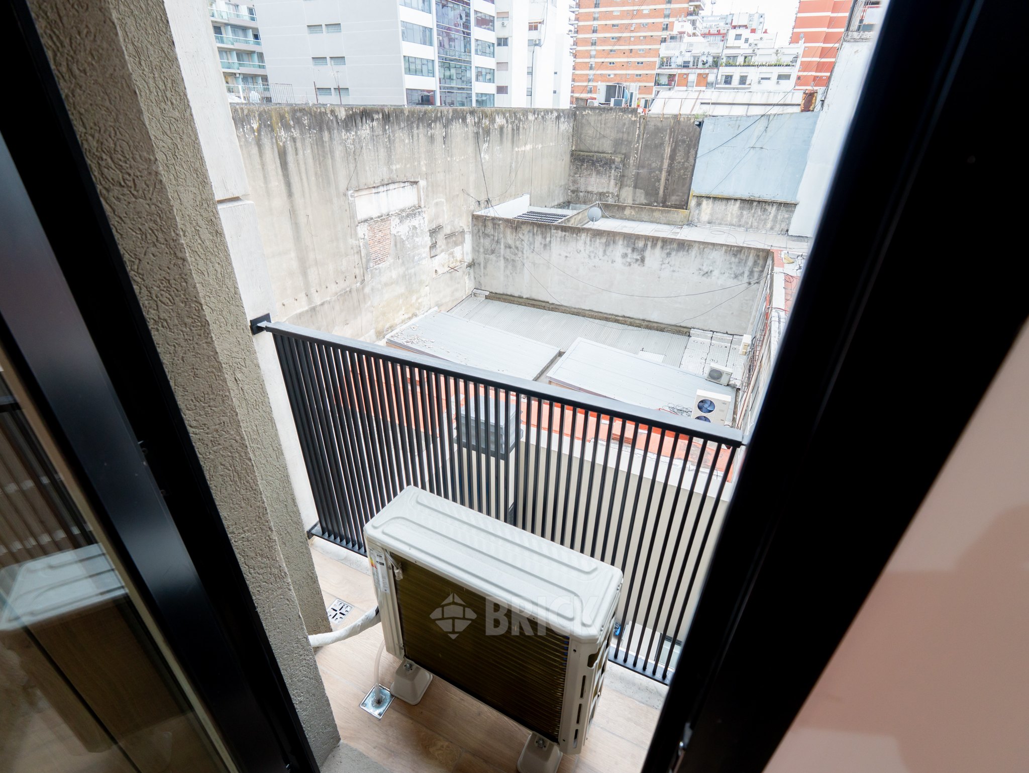 SUCRE al 2400 Piso 3 16