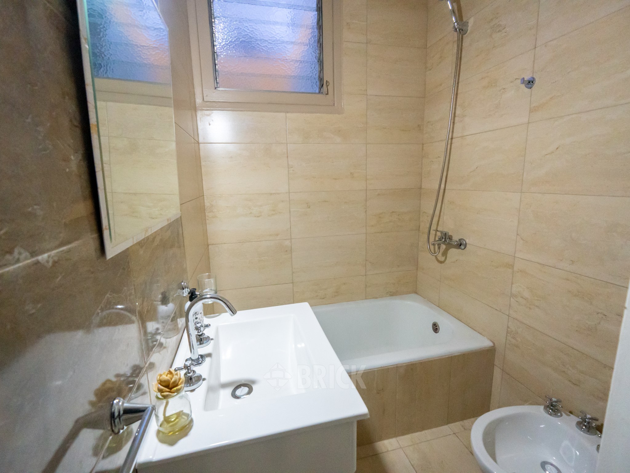 YAPEYU al 400 Piso PB 14