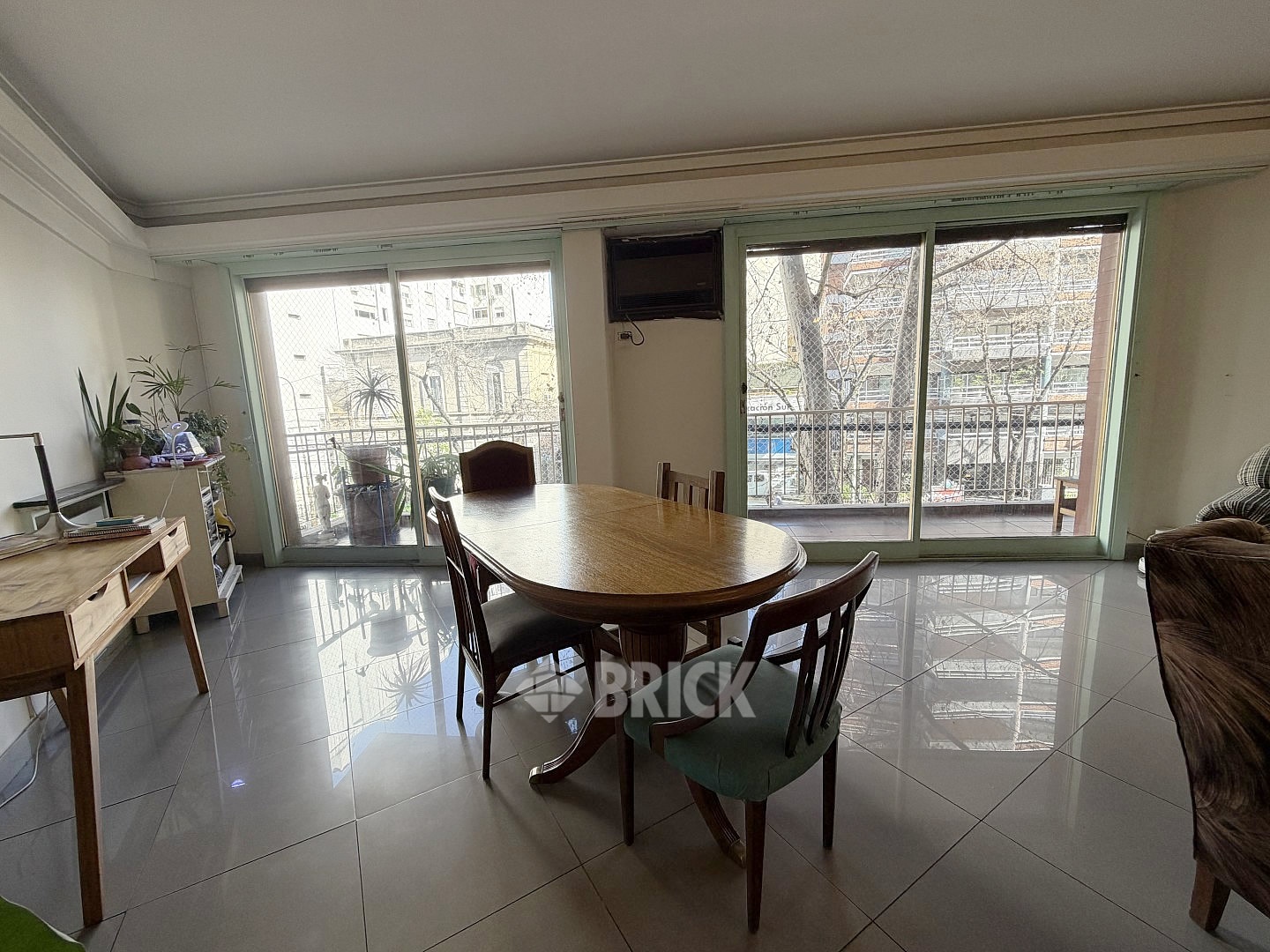 MONTES DE OCA, AV. al 400 Piso 2 5