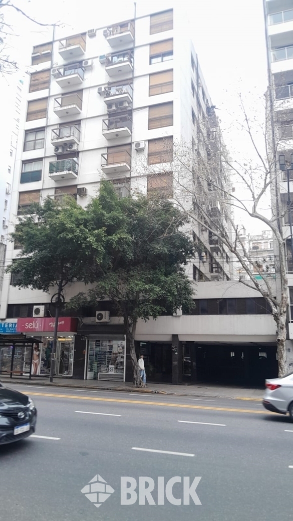 LAS HERAS, AV. al 2400 Piso 3 16