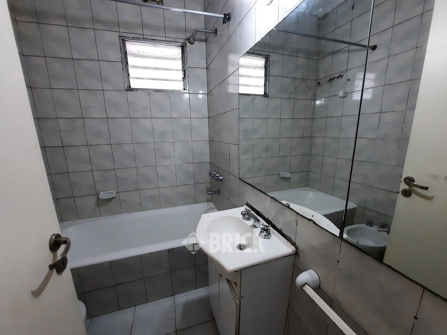 TUCUMAN al 2600 Piso 5 8